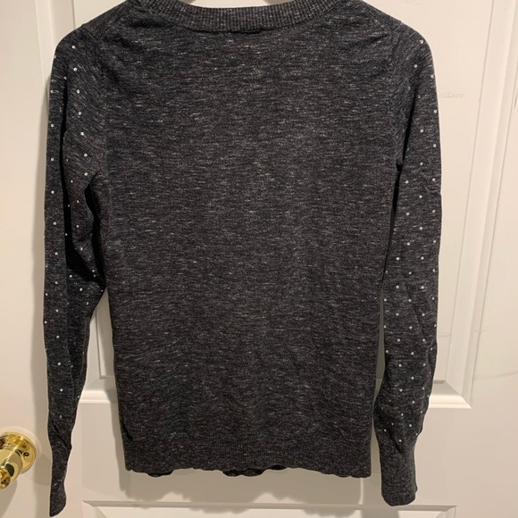 Express Sweater - Picture 4 of 5